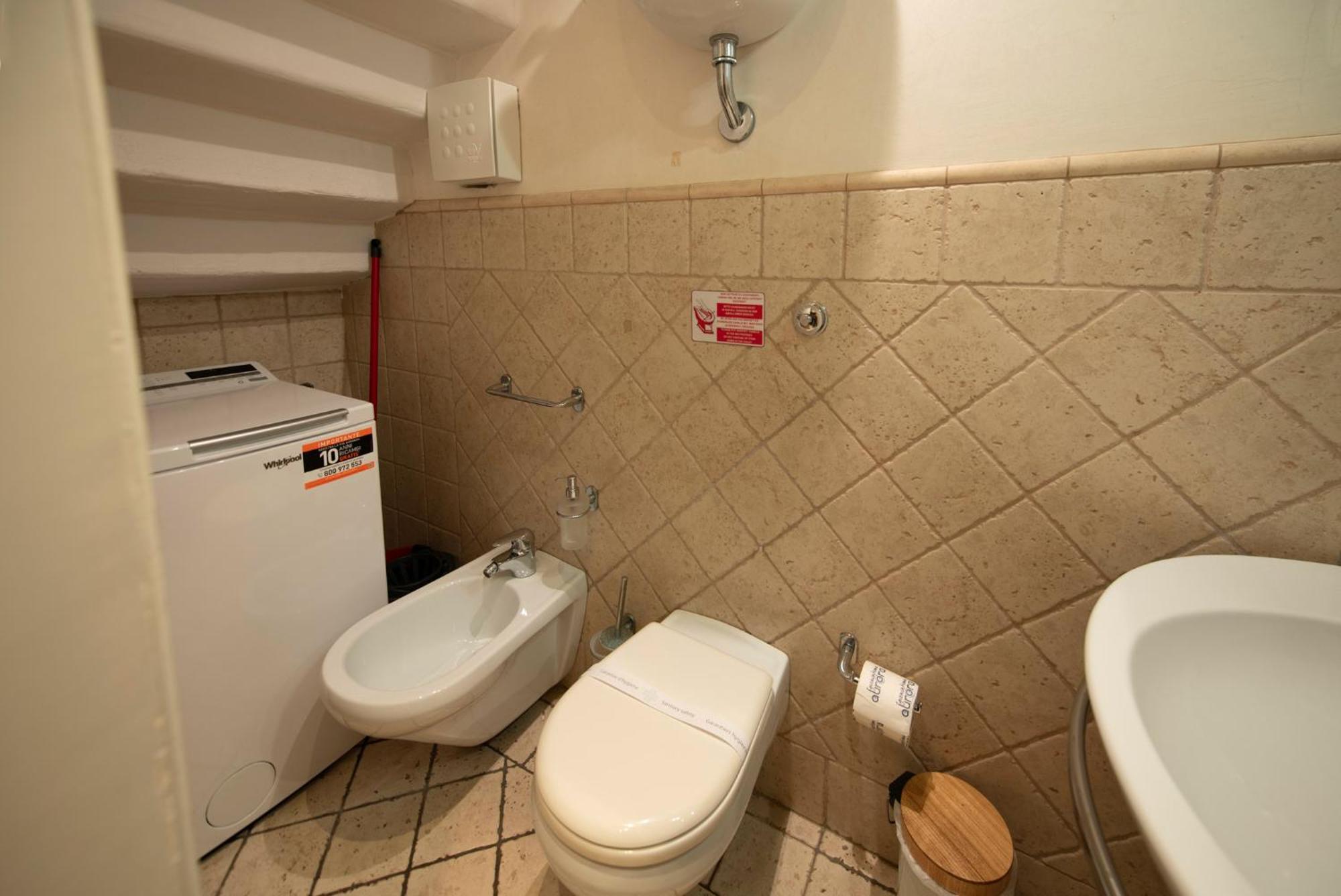 Terme Apartment By Mamo Florenz Exterior foto